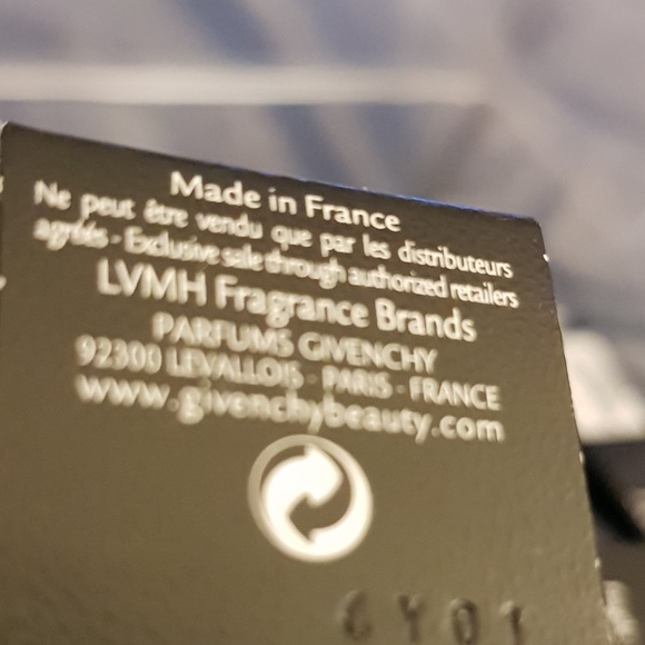 ❌SOLD OUT❌ Givenchy Le Rouge Semi-Matte Lipstick - Picture 5 of 8